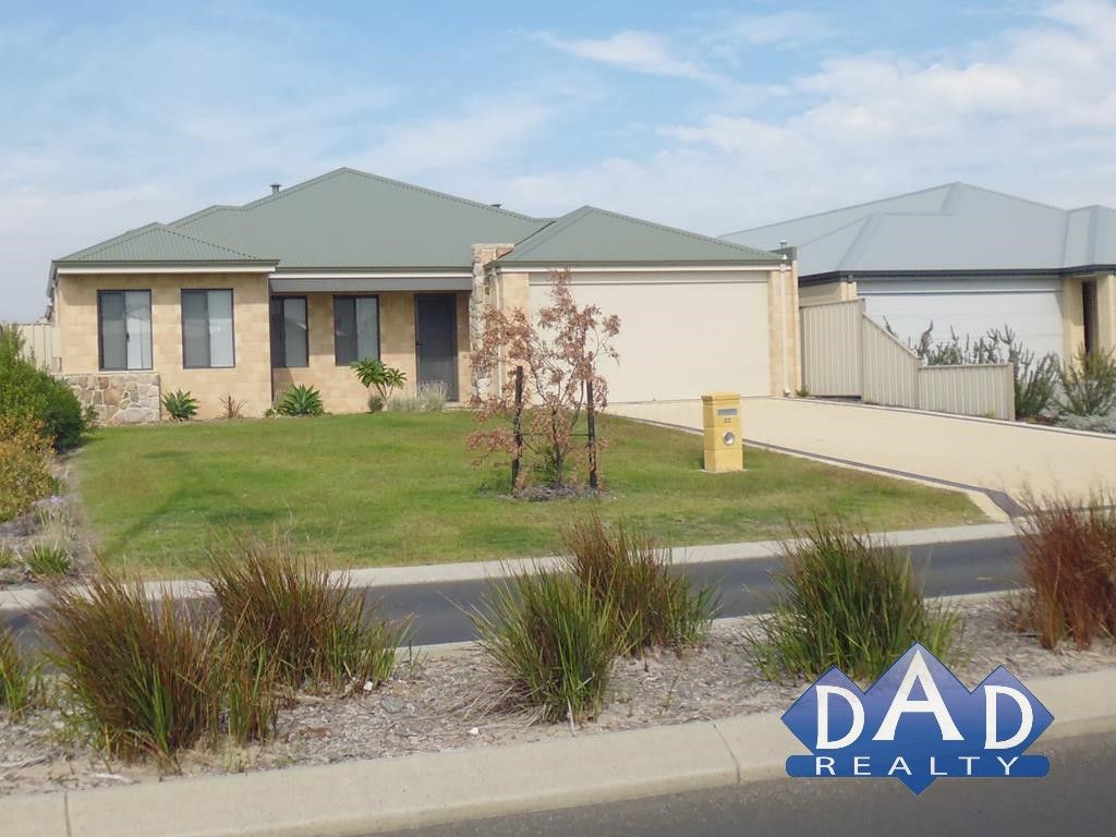 4 bedrooms House in 32 Constellation Drive AUSTRALIND WA, 6233