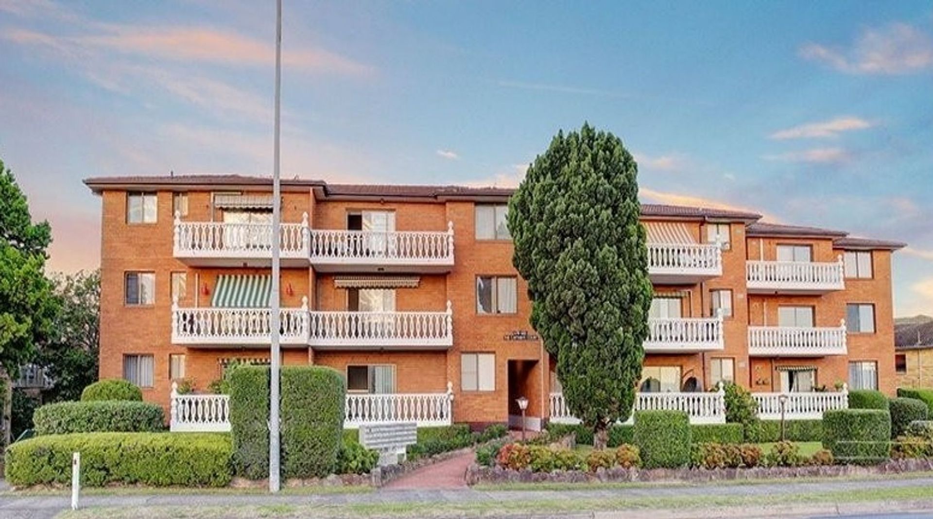 2 bedrooms Apartment / Unit / Flat in 22/678 Rocky Point Road SANS SOUCI NSW, 2219