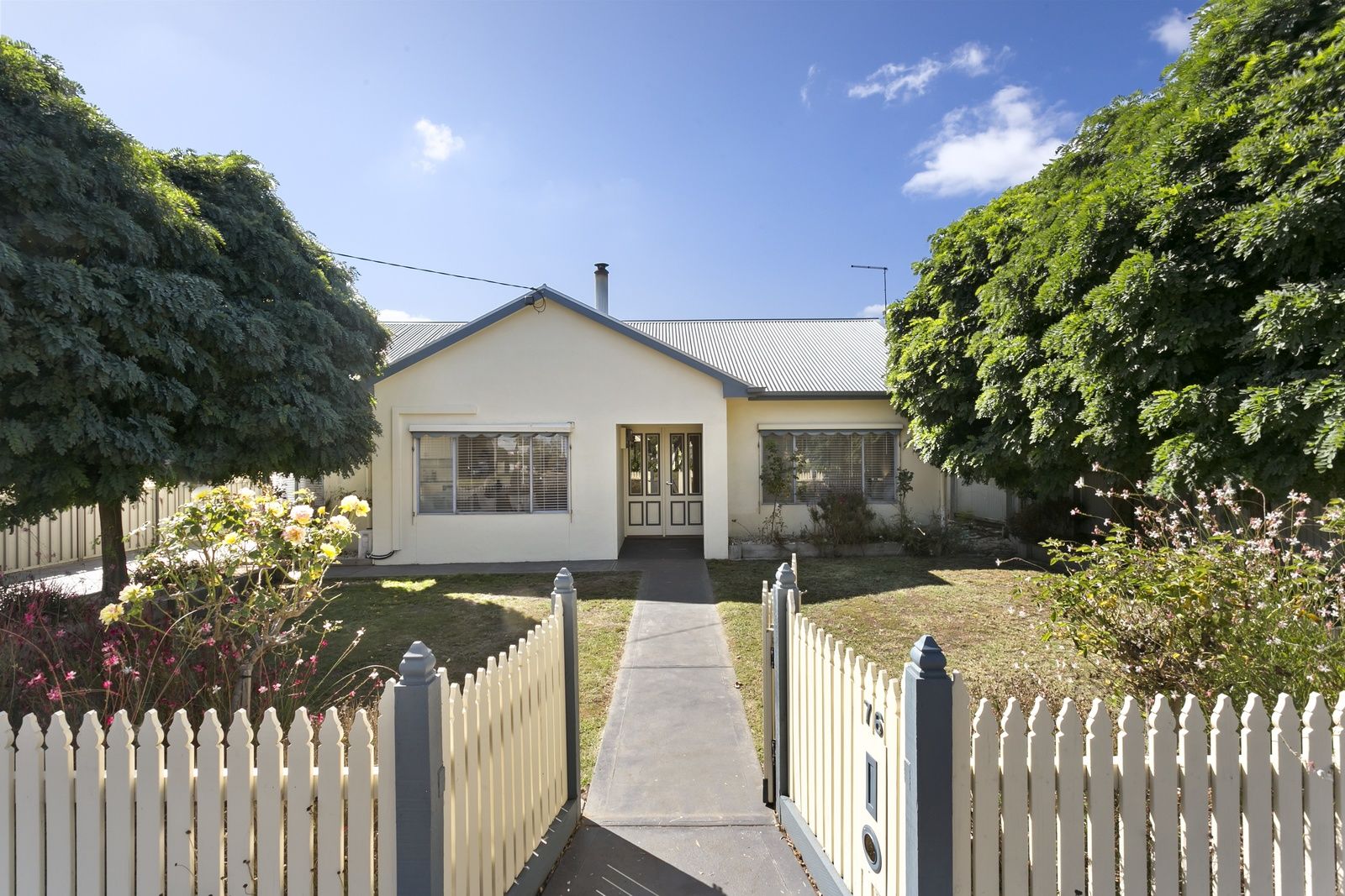 76 Armstrong Street, Colac VIC 3250 | Domain