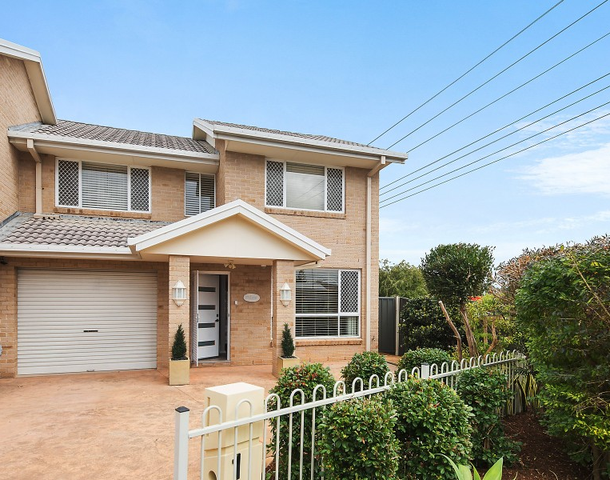 1/1604 Ocean Drive, Lake Cathie NSW 2445