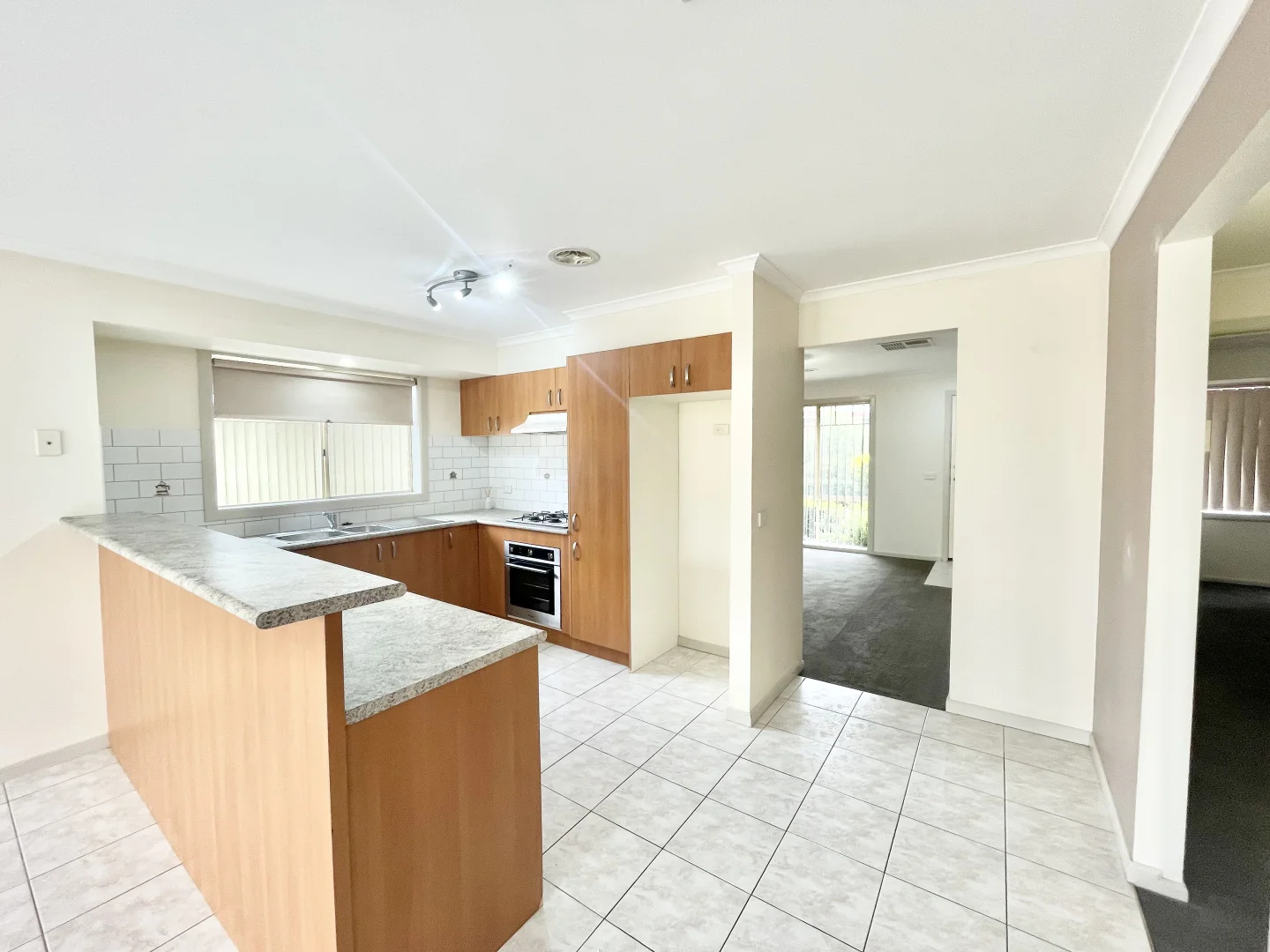 Additional image 7 of 7/23 Santolin Drive, Hillside VIC 3037