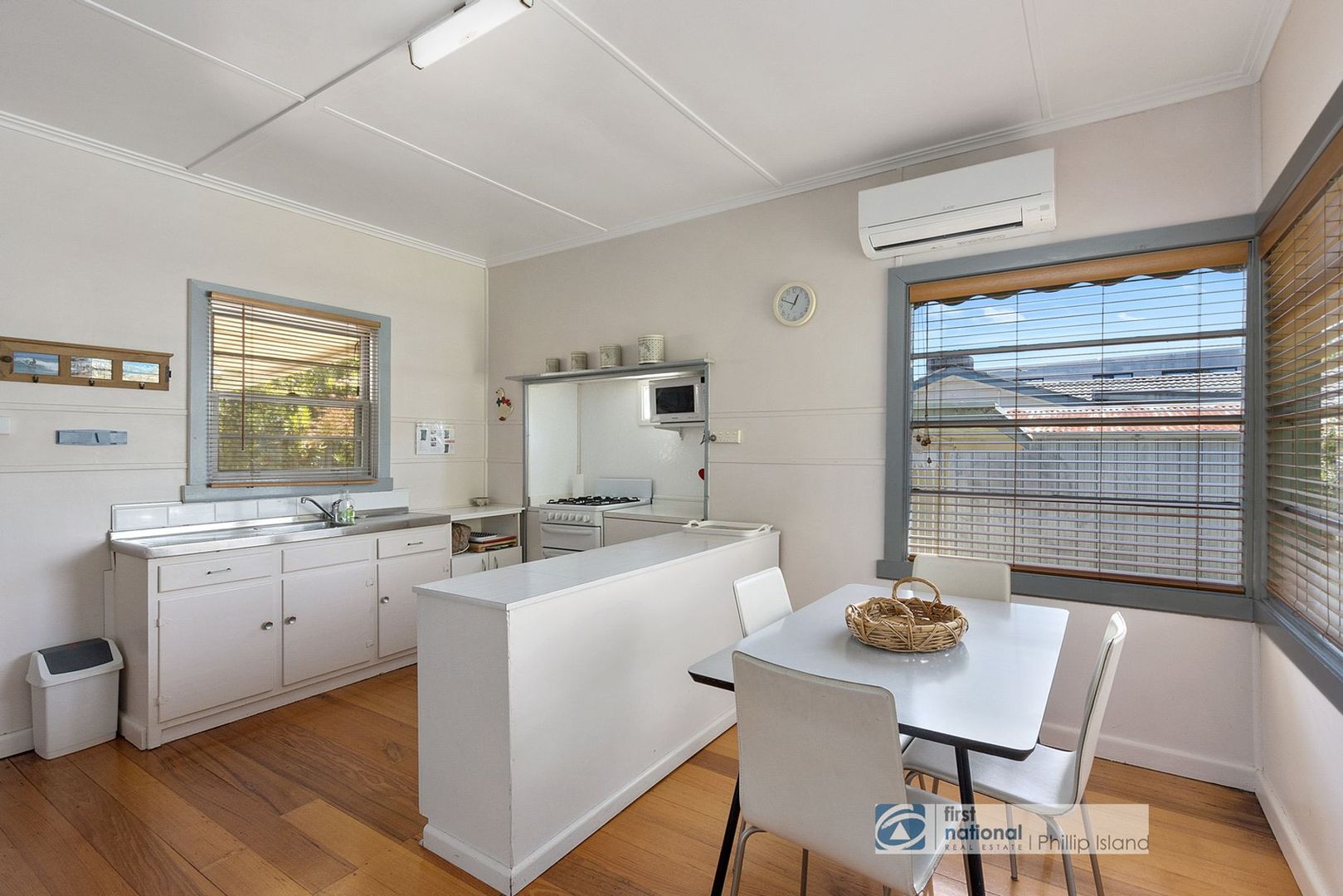 2 Seascape Avenue, Cowes VIC 3922 House For Rent 410 Domain