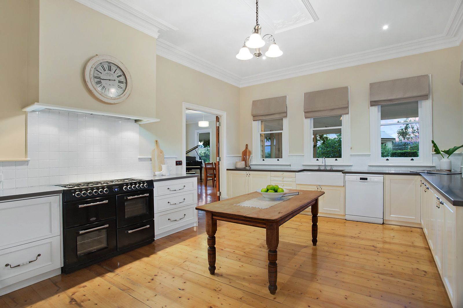 710 Hurstbridge-Arthurs Creek Road, Arthurs Creek VIC 3099, Image 2