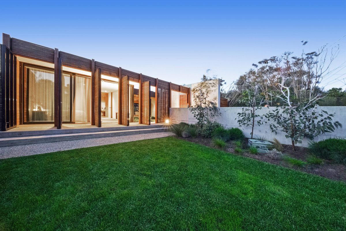 10 Munro Street, Blairgowrie VIC 3942, Image 2