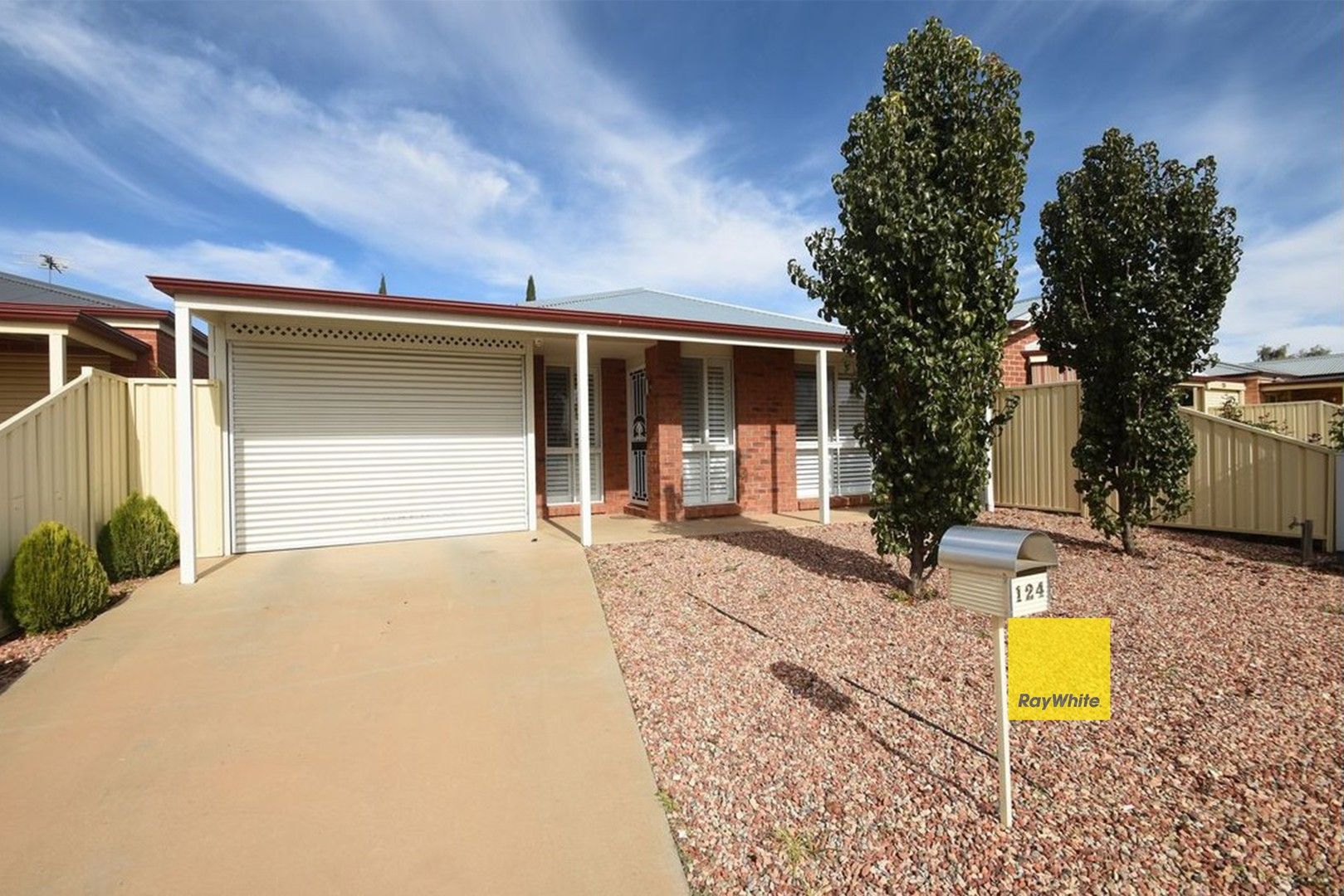 2 bedrooms House in 124 Indi Avenue RED CLIFFS VIC, 3496