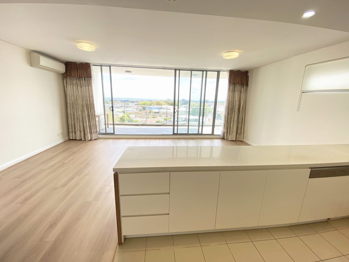810/101 Forest Road, Hurstville NSW 2220 - Apartment For Rent | Domain