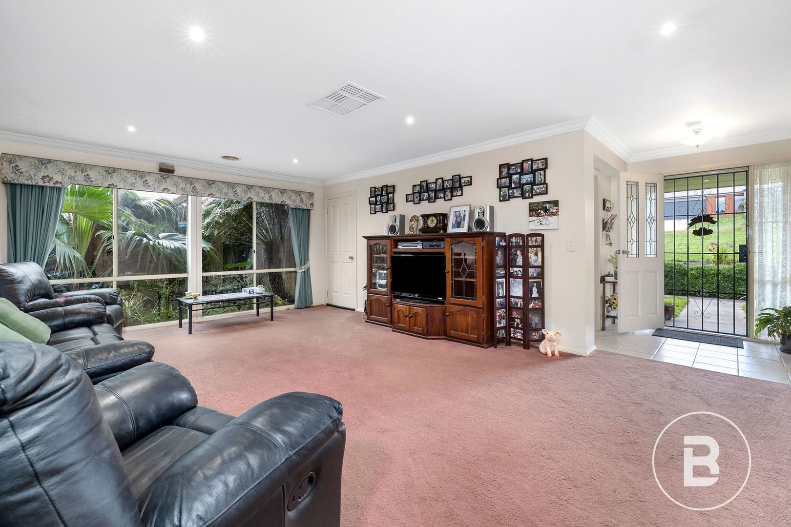 52 Finlay Street, Brown Hill VIC 3350, Image 2