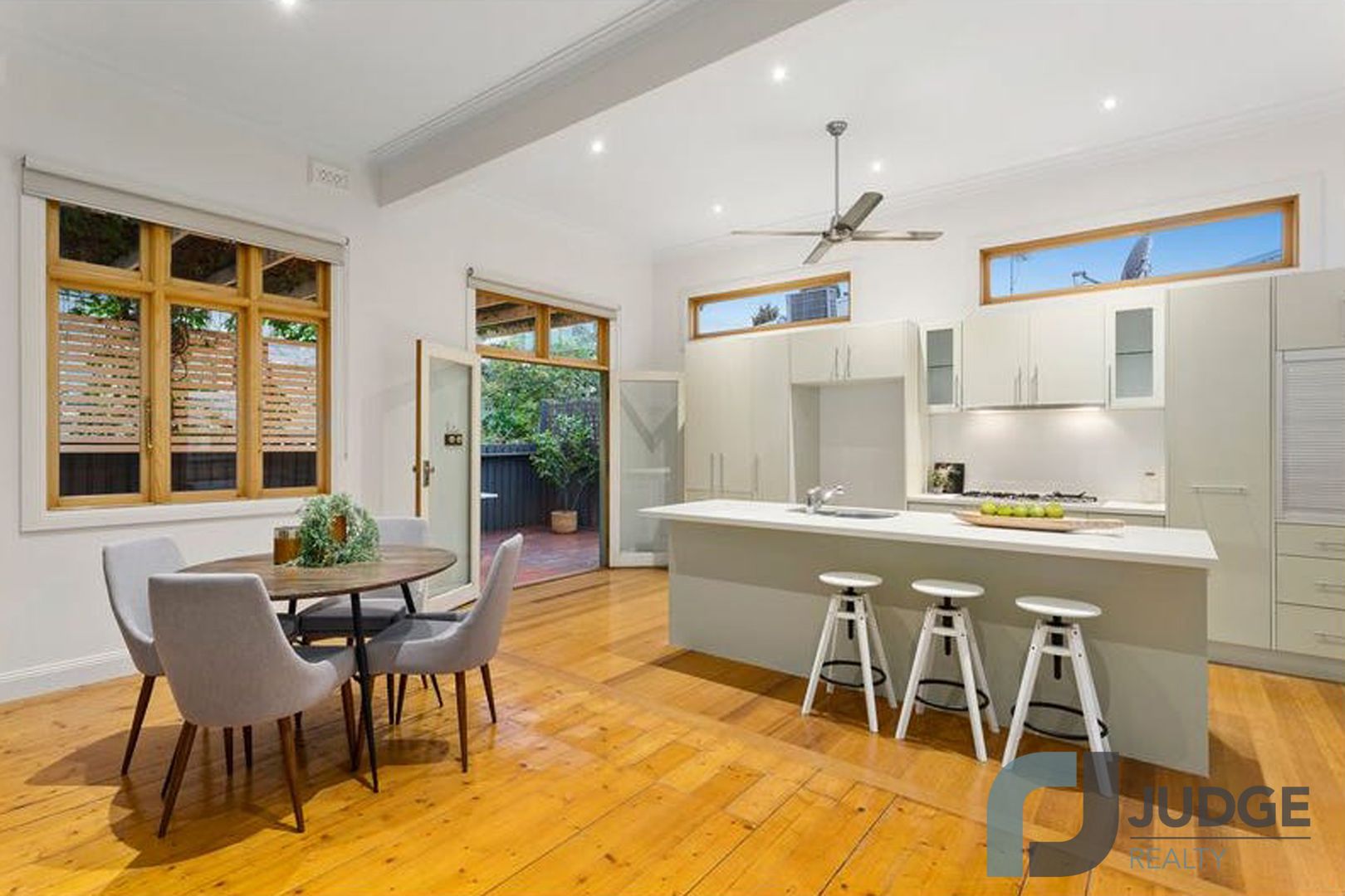 22 Latrobe Street, Brunswick VIC 3056 House For Rent 850 Domain