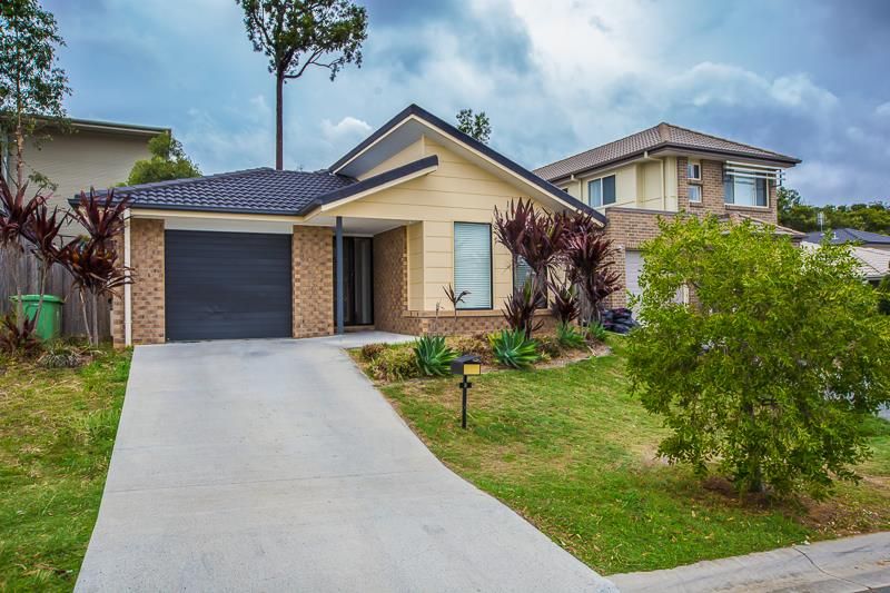 3 bedrooms House in 5 Olivia Close COOMERA QLD, 4209