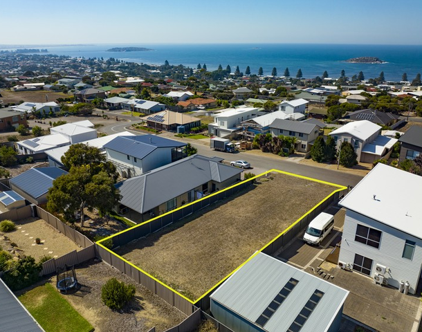 32 Wright Terrace, Encounter Bay SA 5211