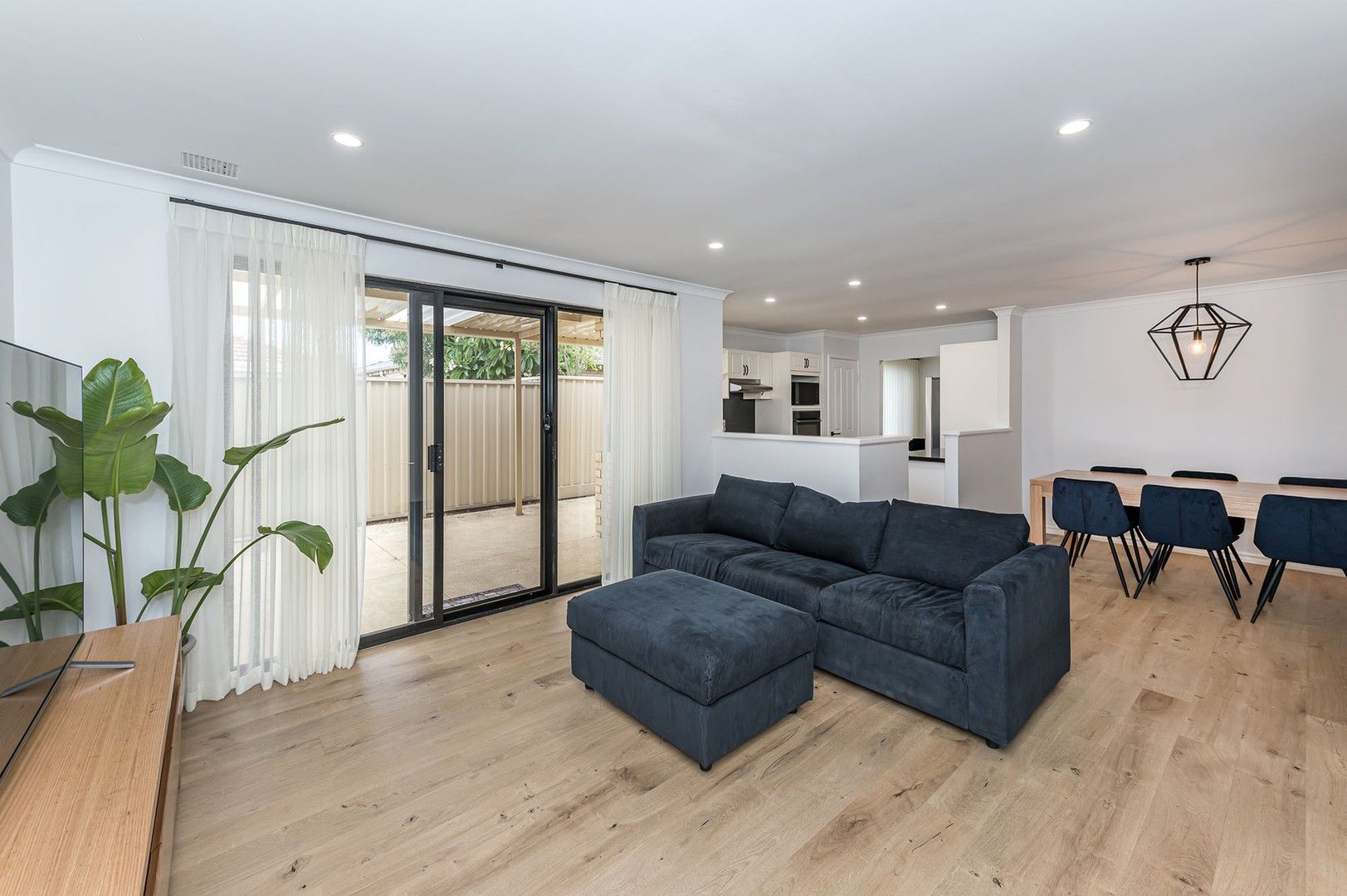 3 bedrooms Duplex in 7B Madison Gardens STIRLING WA, 6021
