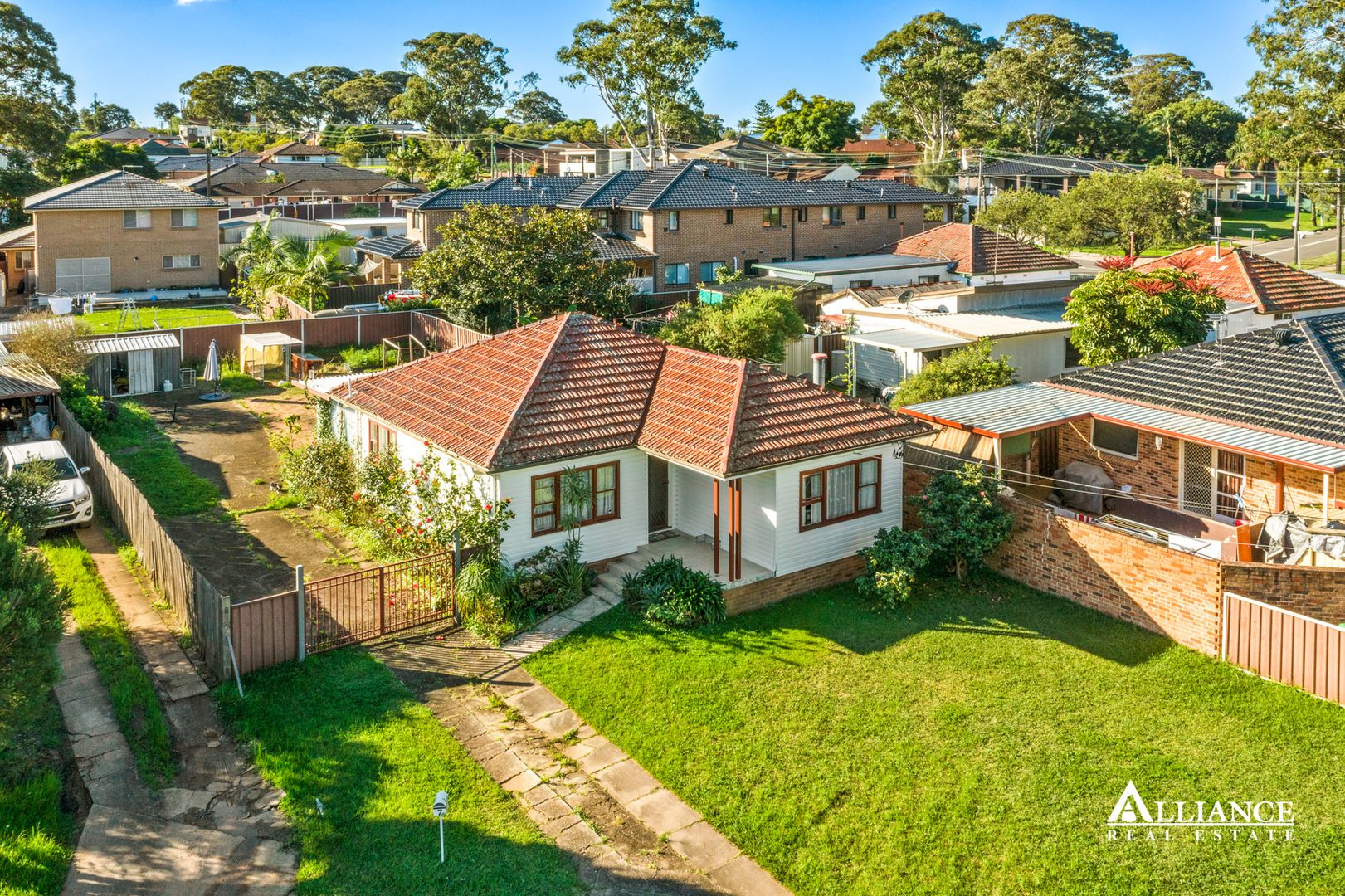 7 Delia Avenue, Revesby NSW 2212, Image 1