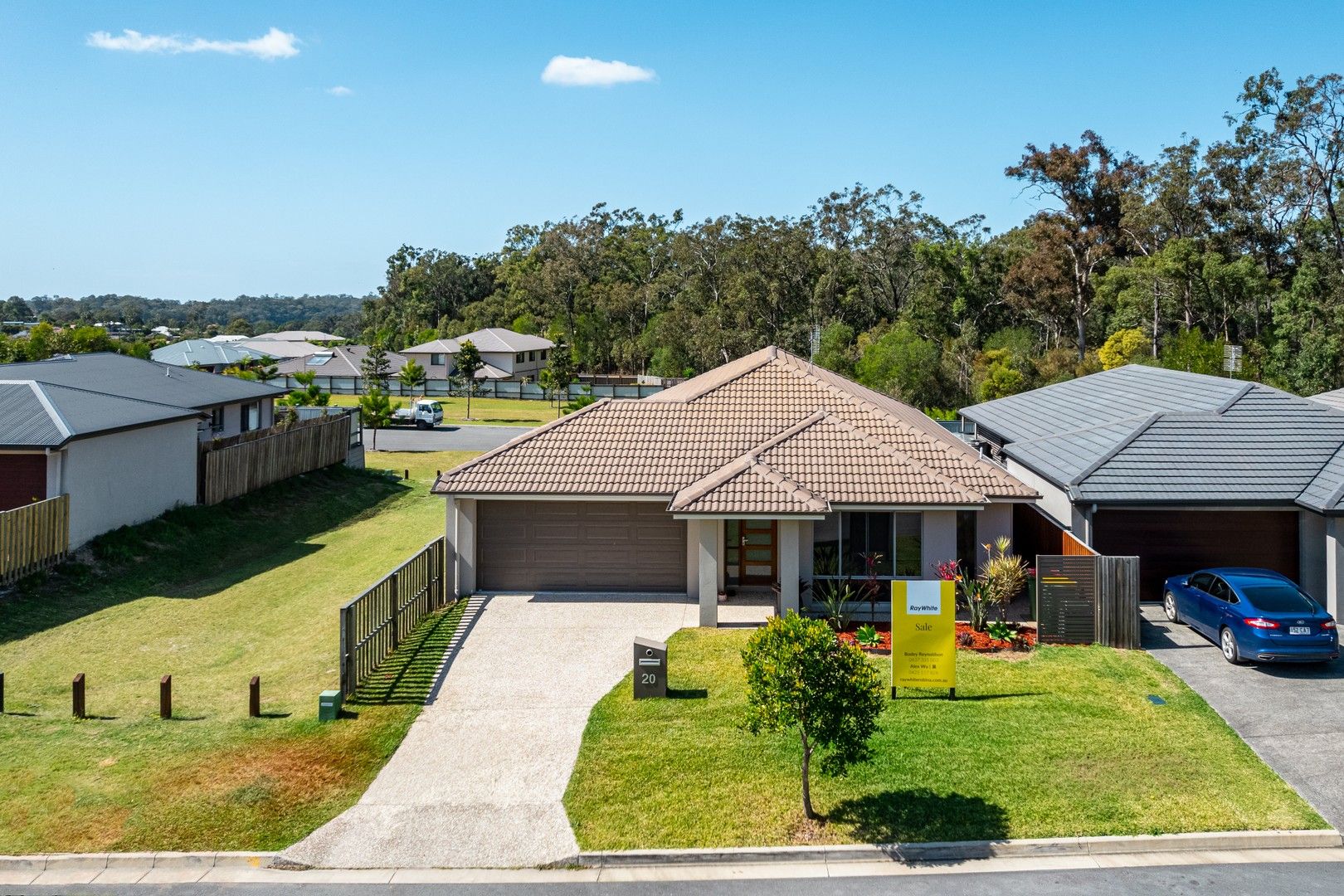 4 bedrooms House in 20 Angahook Crescent UPPER COOMERA QLD, 4209