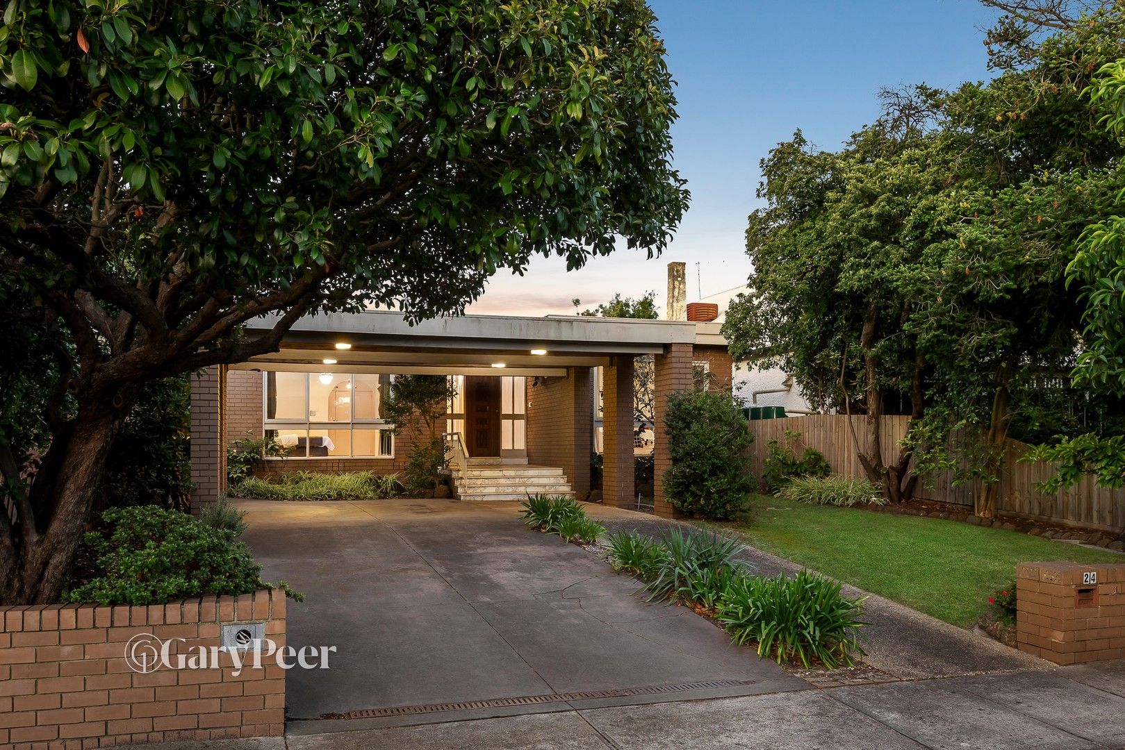 24 Wanda Road, Caulfield North VIC 3161, Image 0