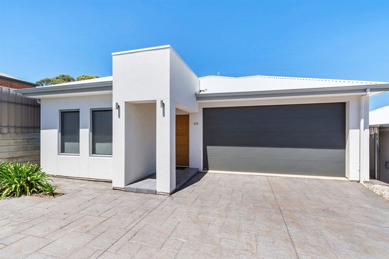 3 bedrooms House in 22D Norton Summit Road MAGILL SA, 5072