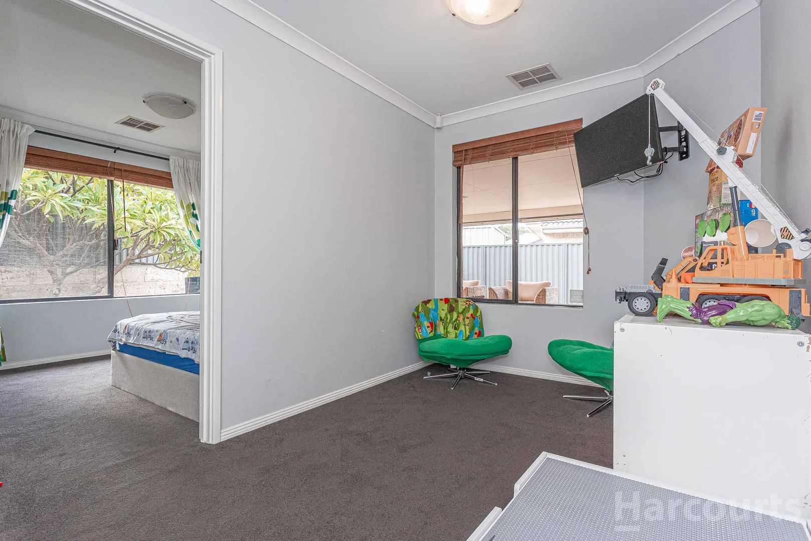 Additional image 34 of 21 Octagon Gardens, Aveley WA 6069