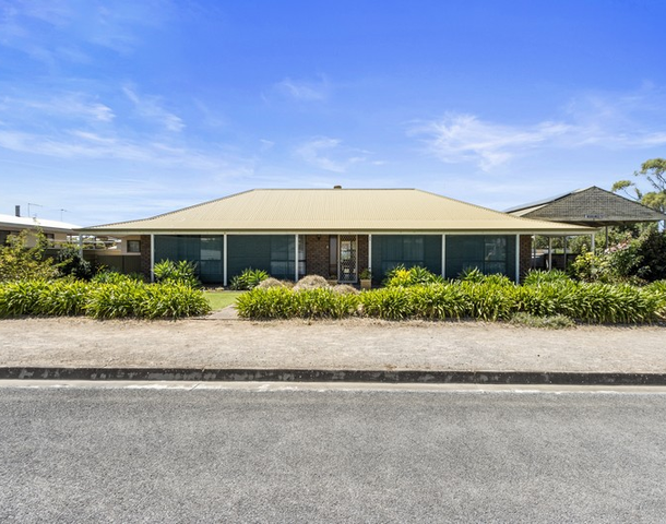 1 Warrawee Road, Stansbury SA 5582