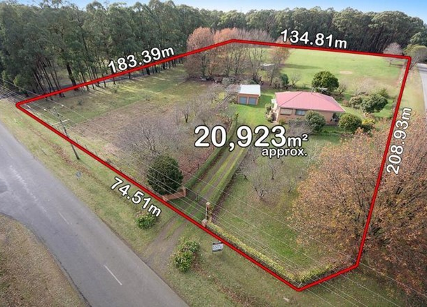 90 Edenvale Crescent, Kinglake West VIC 3757