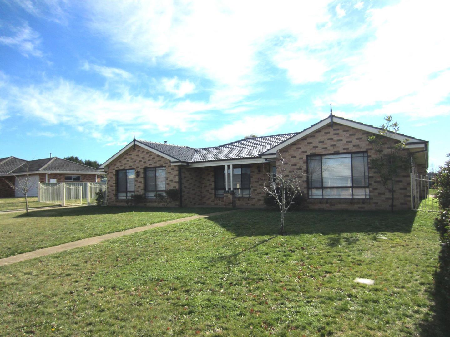 16 Brennan Crescent, Oberon Property History & Address Research Domain