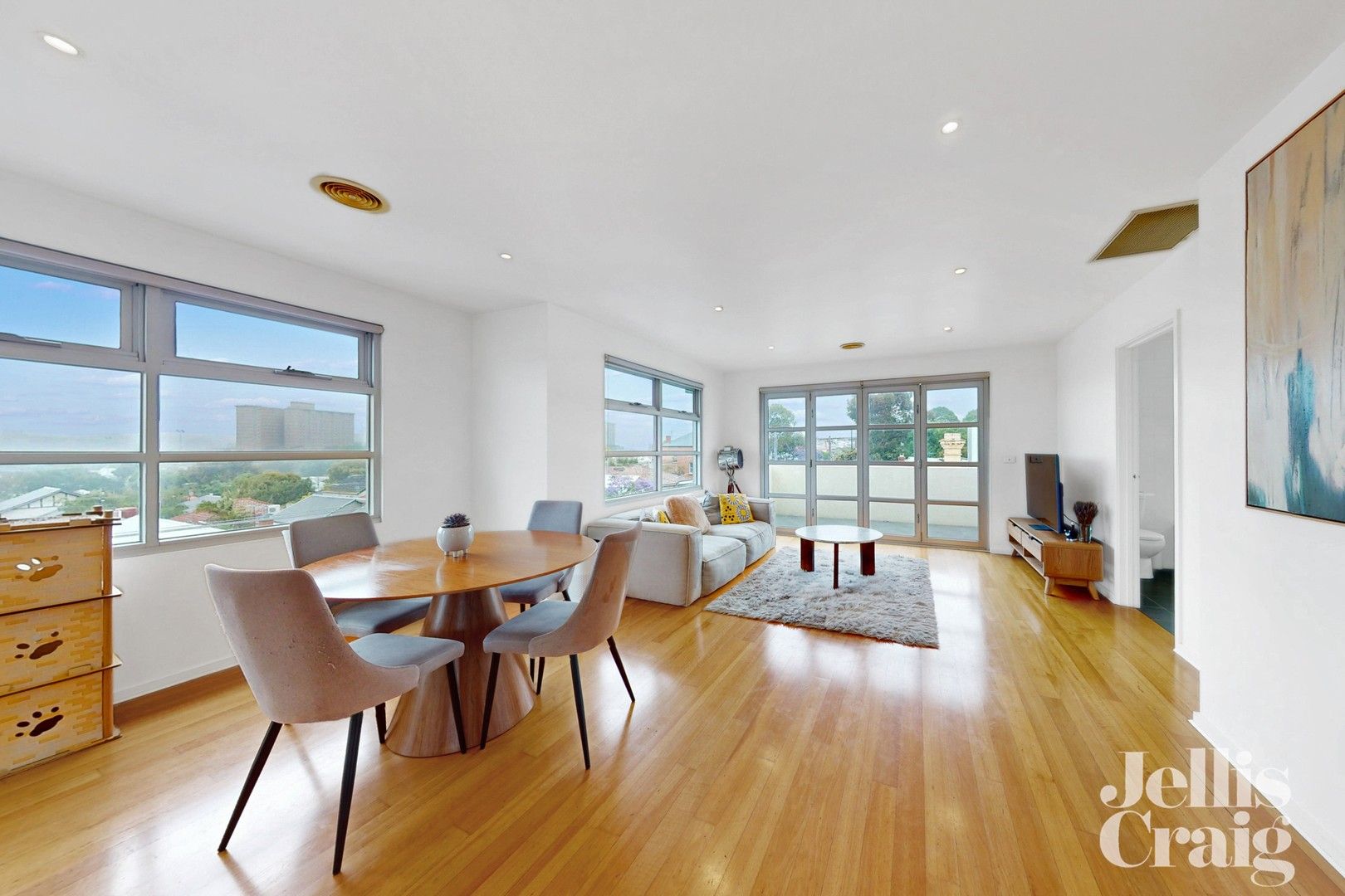 2 bedrooms Apartment / Unit / Flat in 5/16 Bignell Street FLEMINGTON VIC, 3031