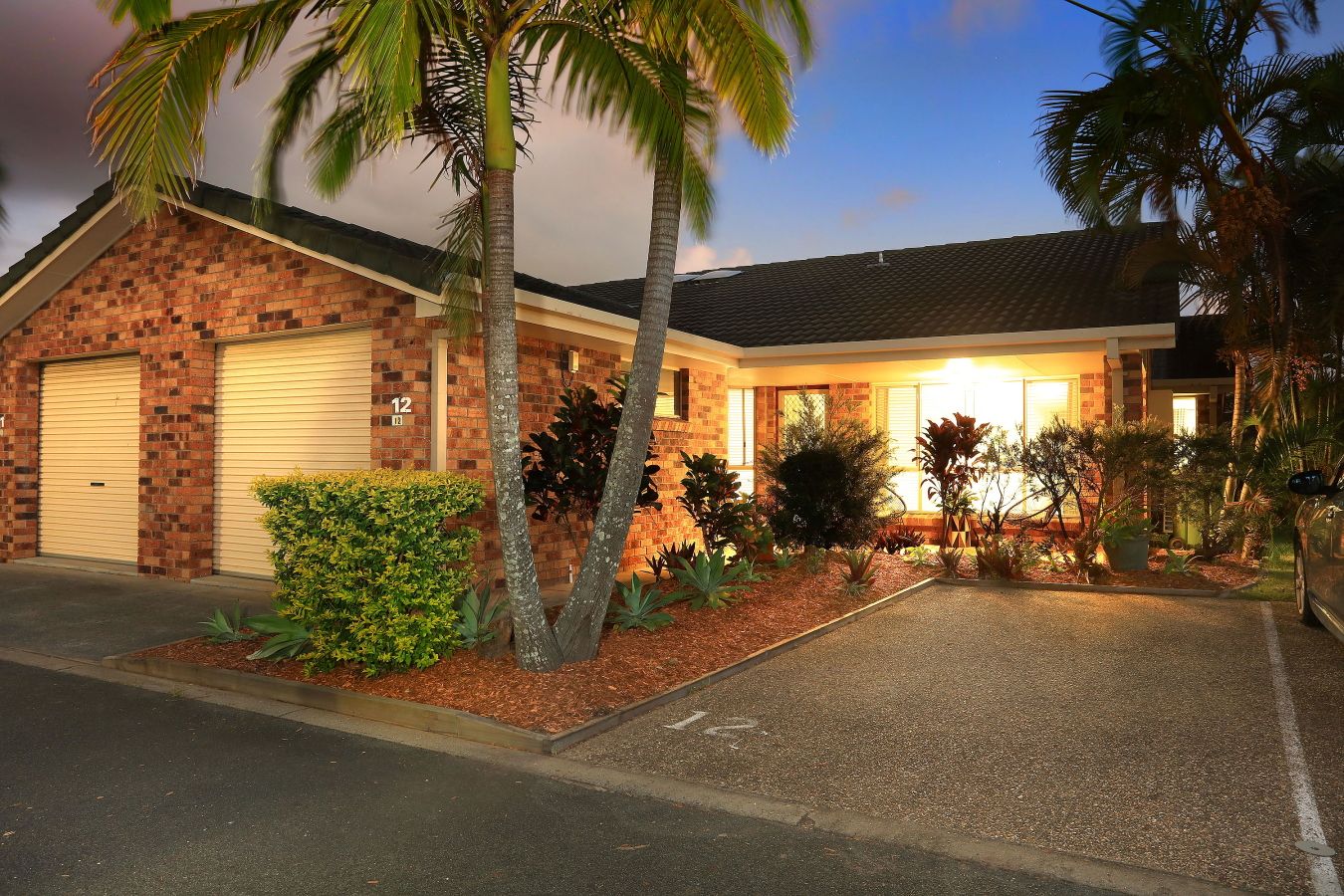 12/1 Doyalson Place, Helensvale QLD 4212, Image 2