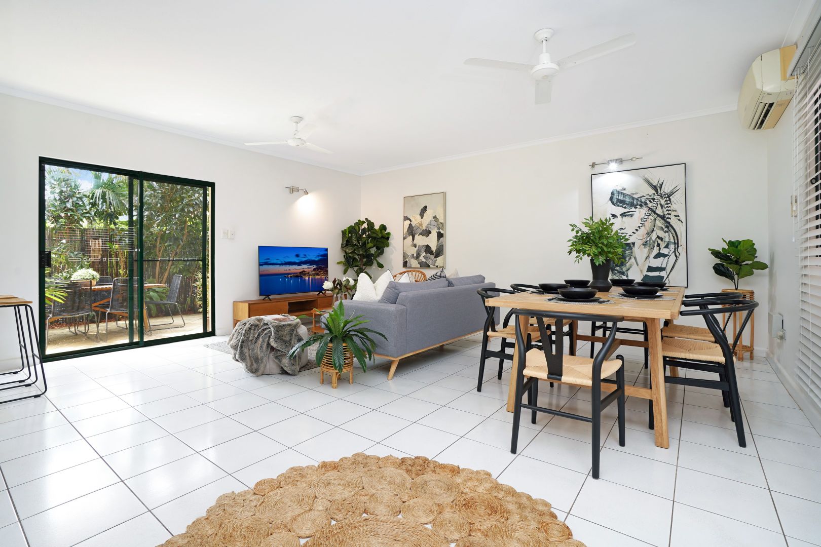 8/75 Cullen Bay Crescent, Cullen Bay NT 0820, Image 2