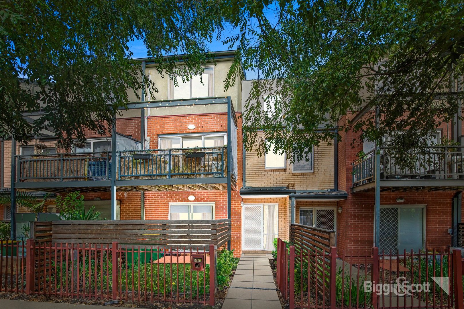3 bedrooms Townhouse in 55 Wests Road MARIBYRNONG VIC, 3032