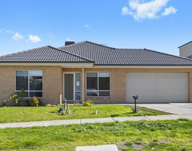 33 Curran Drive, Officer VIC 3809