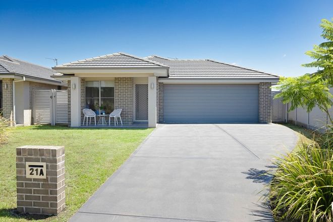 Picture of 21A Lagoon Avenue, BOLWARRA NSW 2320