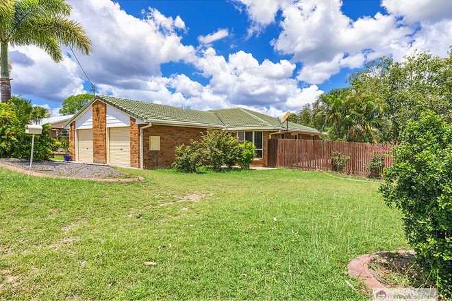 Picture of 2/15 Poole Street, KAWANA QLD 4701