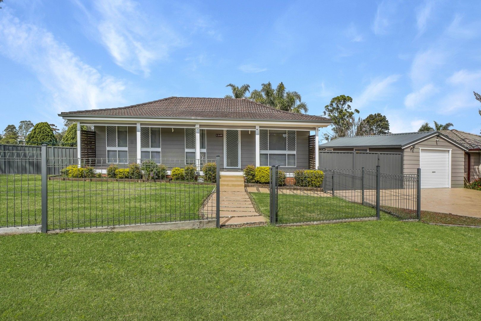 3 bedrooms House in 5 Goodlet Street RUTHERFORD NSW, 2320