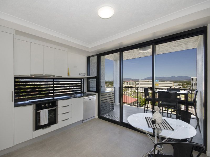 30/23 Melton Terrace, Townsville City QLD 4810, Image 2