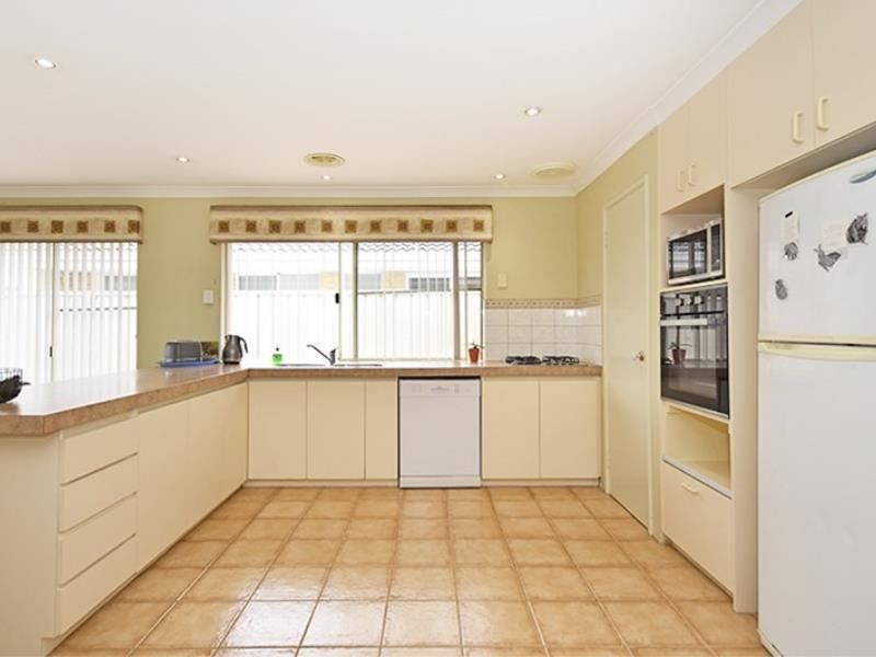 29 Currambine Boulevard, Currambine WA 6028 House For Rent 500