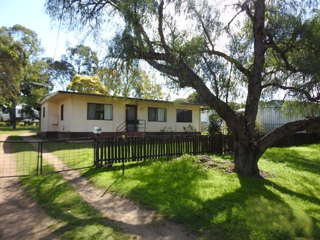 3 bedrooms House in 15 Youngs Lane NANANGO QLD, 4615