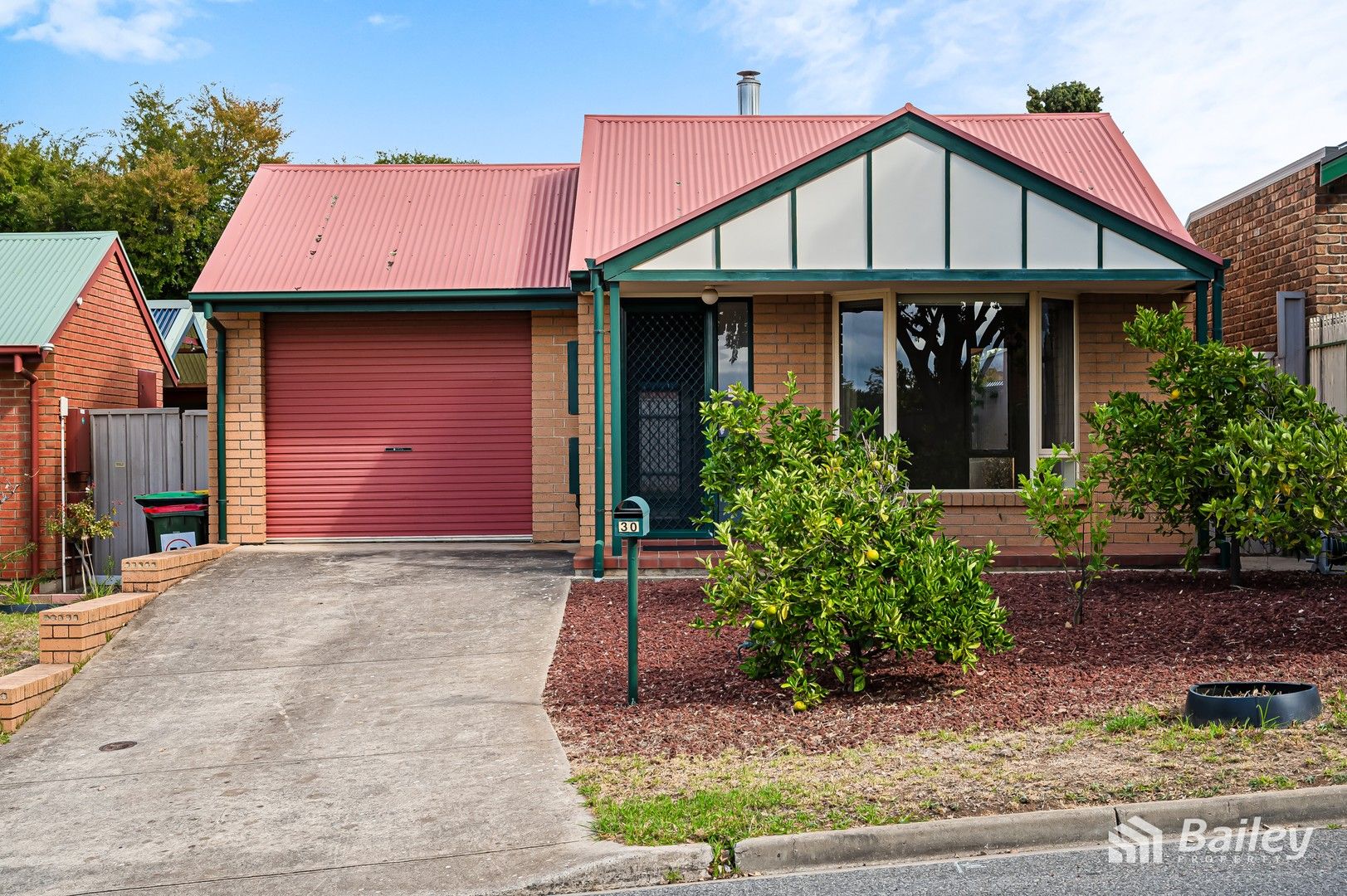 2 bedrooms House in 30 Bushmills Street GREENWITH SA, 5125