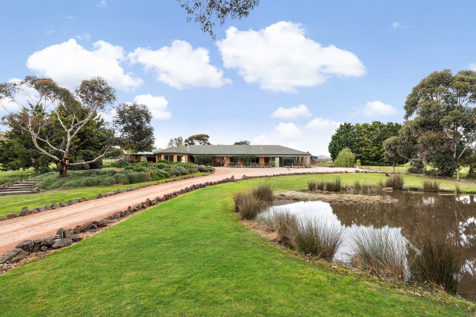 4 bedrooms House in 25 Winilba Drive SUNBURY VIC, 3429