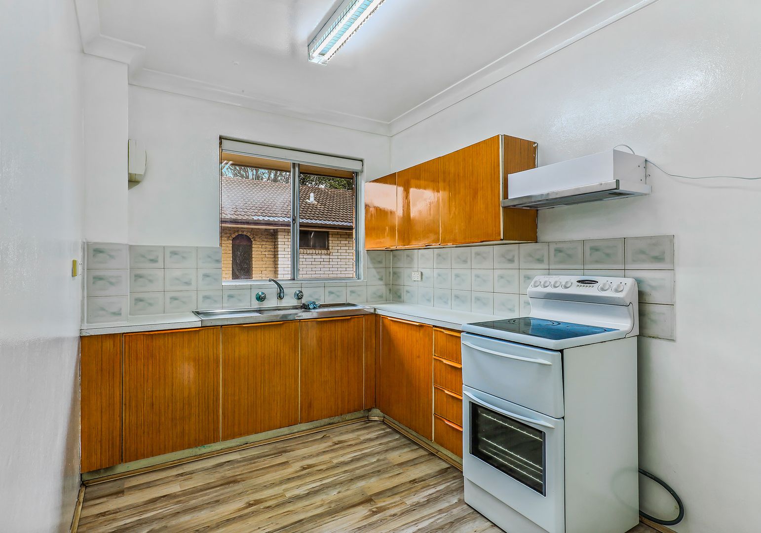 12/7-17 Edwin Street, Regents Park NSW 2143, Image 2