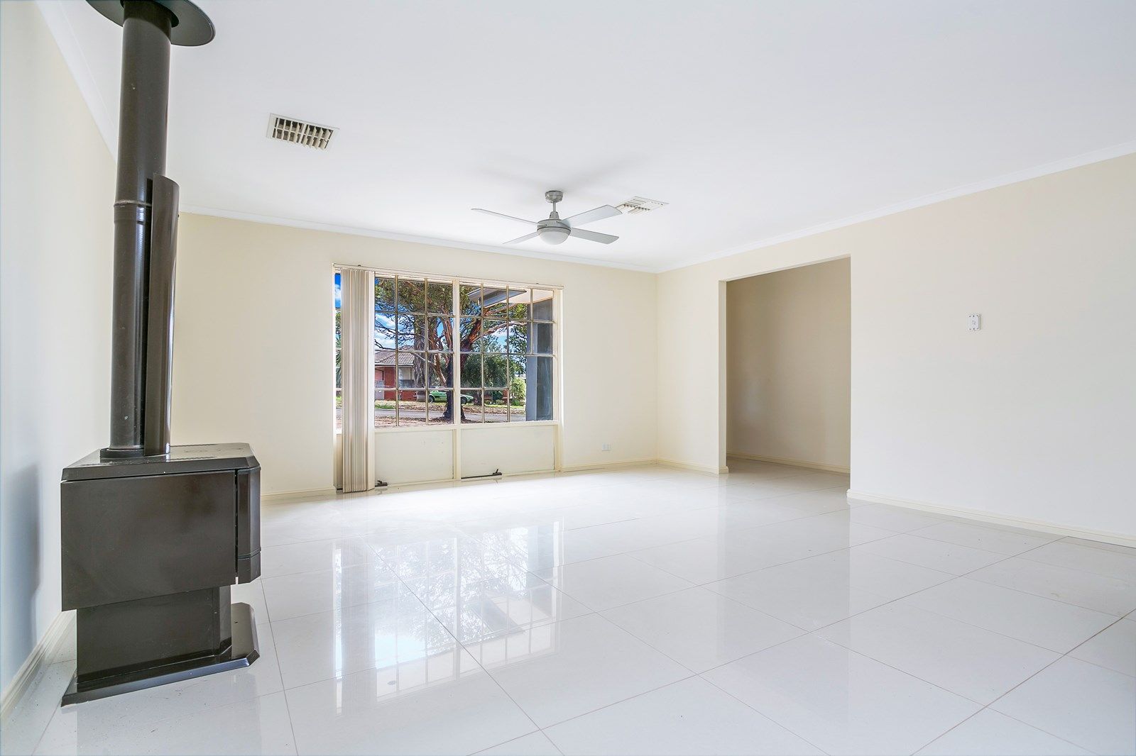 13 Sea View Road, Para Hills SA 5096, Image 1