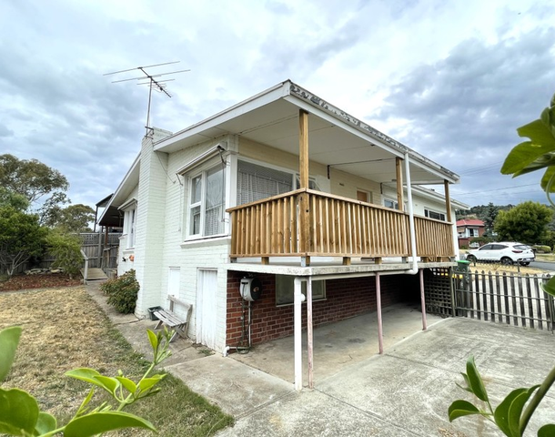 8 Mitchell Avenue, Rosetta TAS 7010