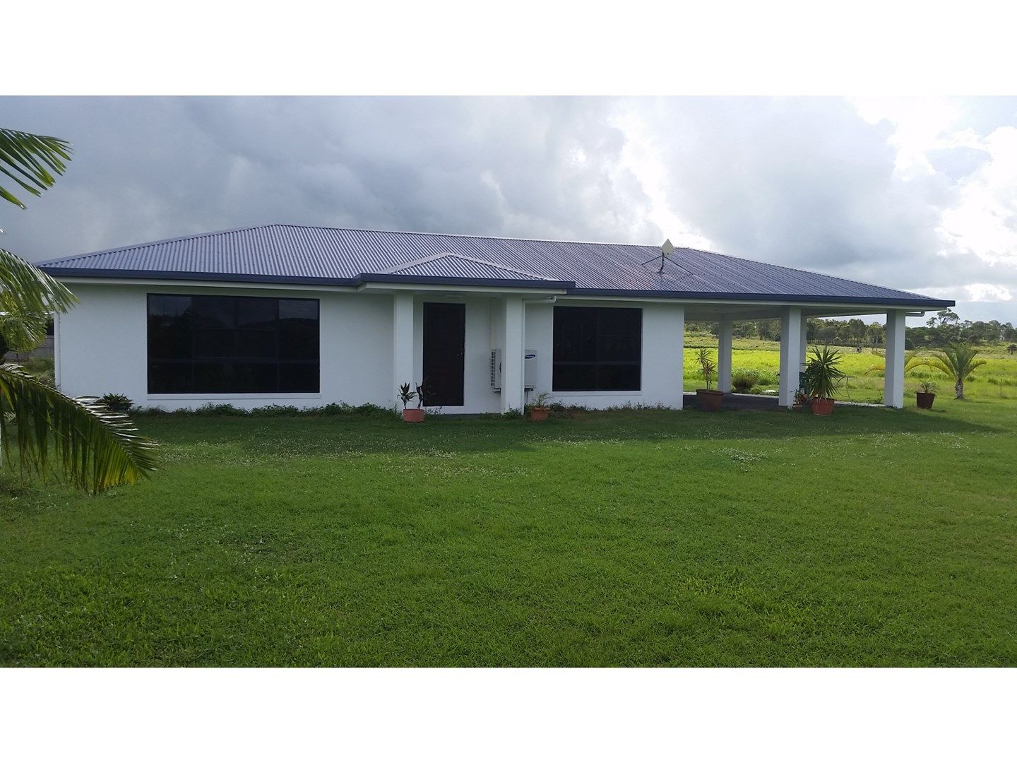 890 Grasstree Road, Sarina Beach QLD 4737, Image 0