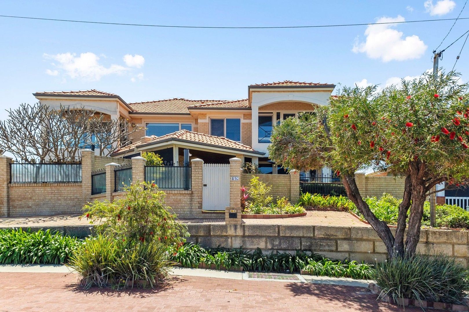 3 bedrooms House in 51C North Beach Road NORTH BEACH WA, 6020