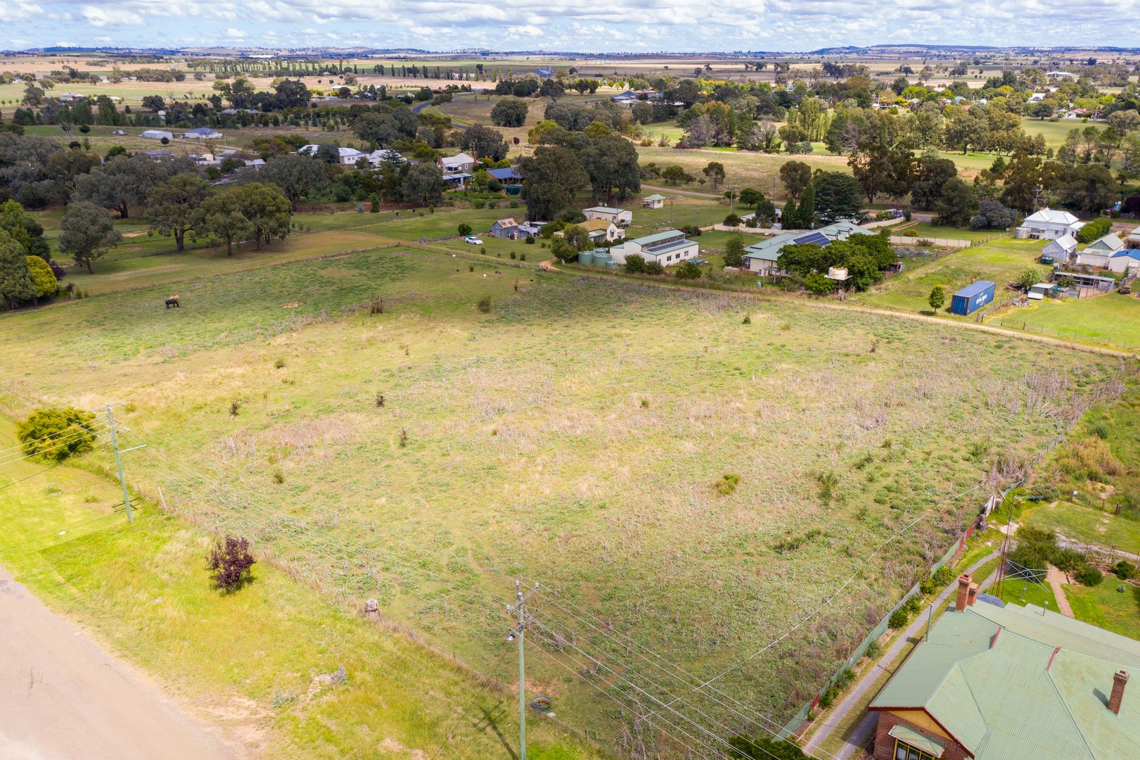 26 Farm Street, Boorowa NSW 2586 Domain