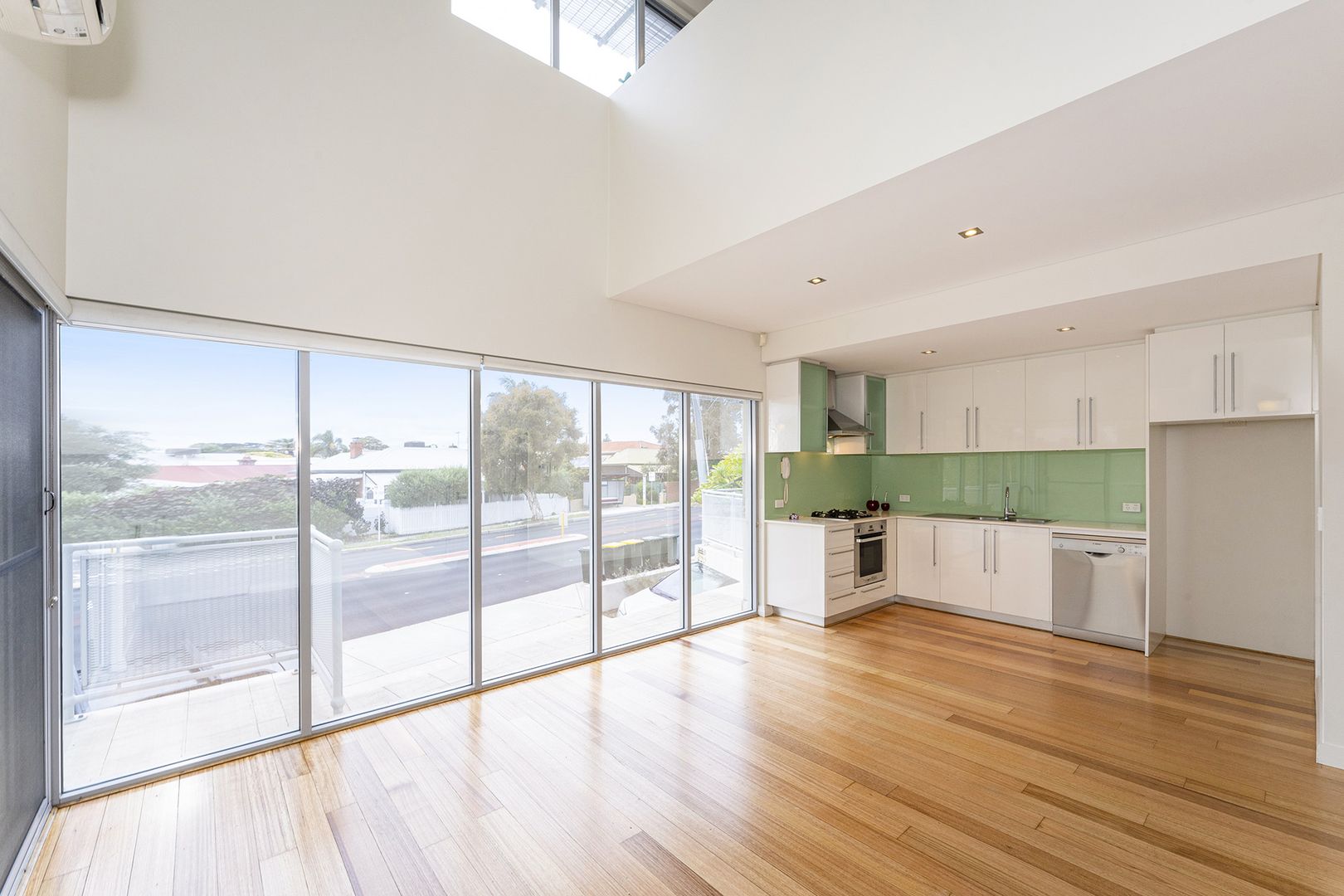 2/135 Loftus Street, Leederville WA 6007, Image 1