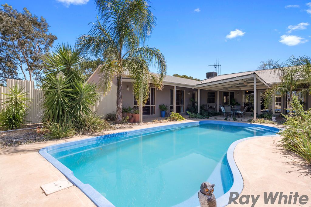 25A South Road, Yarrawonga VIC 3730 House for Sale 1,200,000