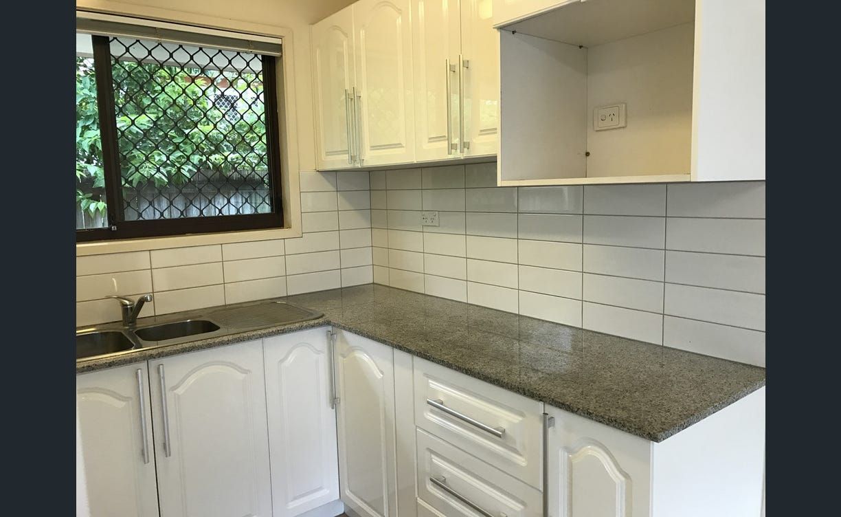 2 bedrooms House in 2/25 Little Norman Street SOUTHPORT QLD, 4215