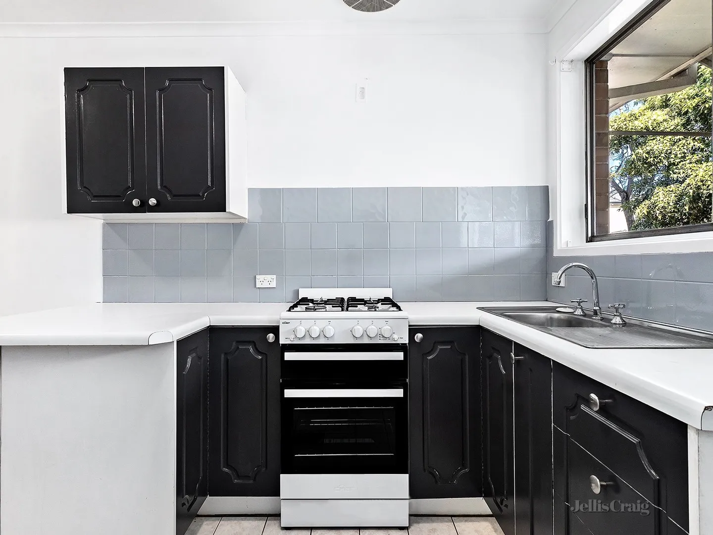 Single Level Unit in the MWC Catchment, Burwood