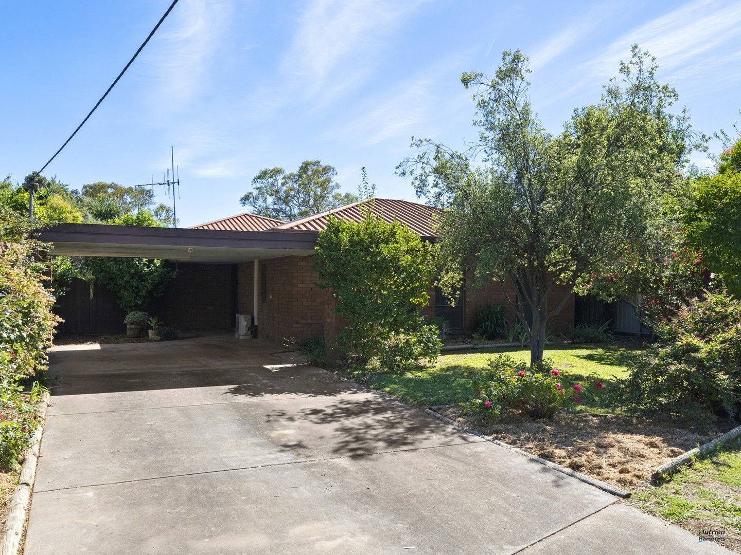 4 bedrooms House in 8 Waller Street BENALLA VIC, 3672