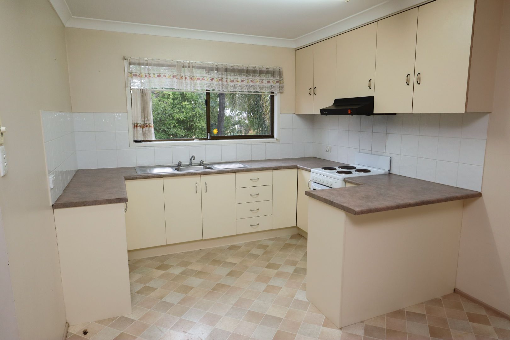 1 Walkers Lane, Forest Hill QLD 4342, Image 1