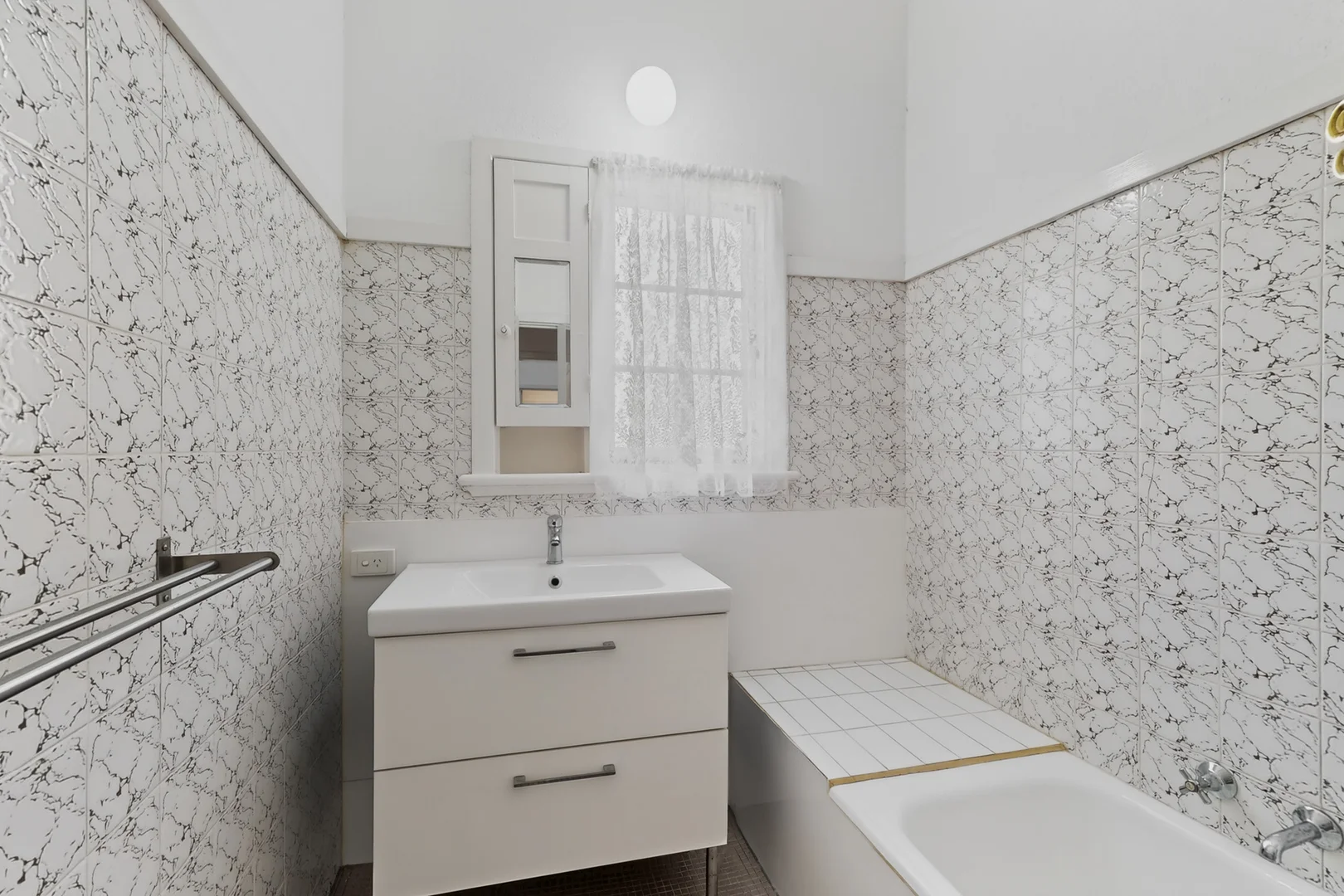 Additional image 11 of 111 River View Avenue, South Guildford WA 6055