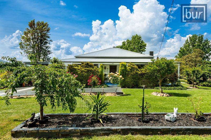 1743 Kiewa Valley Highway, Kiewa VIC 3691, Image 0